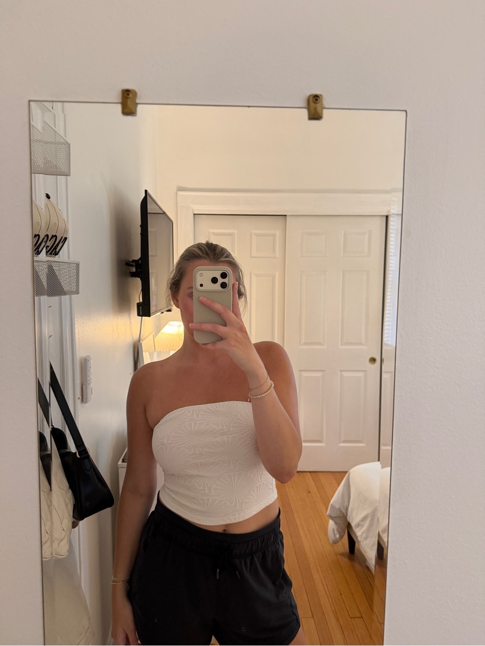 SHEIN White Strapless Textured Tube Crop Top